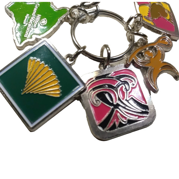 Hilton Grand Vacation Keychain Charm Purse Clip Souvenir - Picture 4 of 8